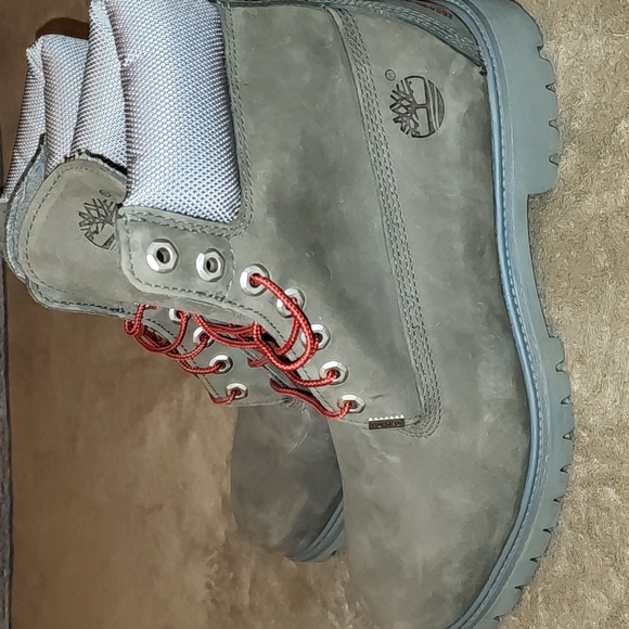 Timberland NYC 8 Inch Boots Men's Size 10 All Grey Suede Colorway Only  tried on - Picture 3 of 6